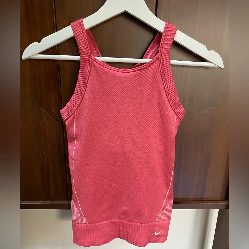 Nike Pink High Neck Tank with Built in Bra (Size XS/S)